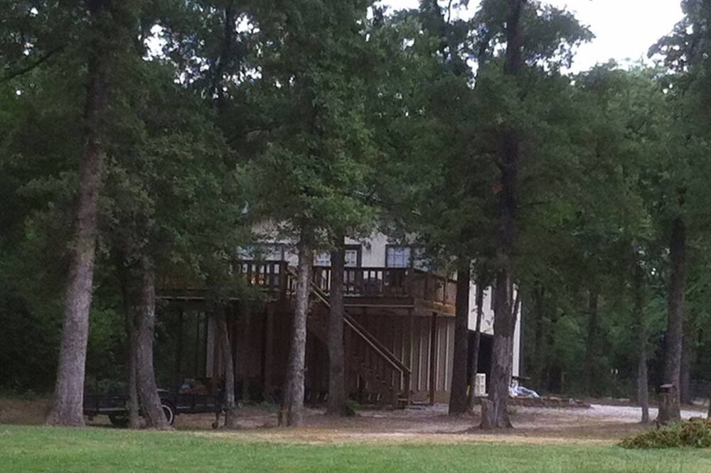 Photo of Others in Quinlan