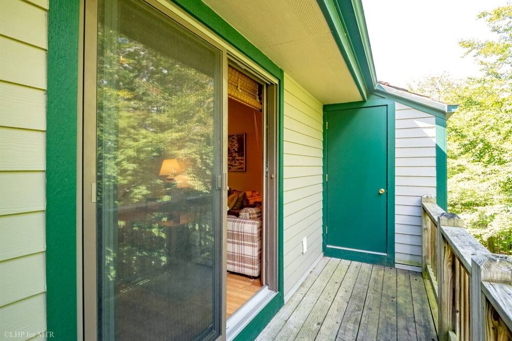 Photo of Patio Balcony in Timberline
