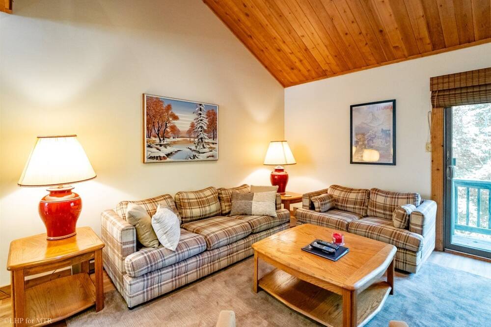 Photo of Livingroom in Timberline
