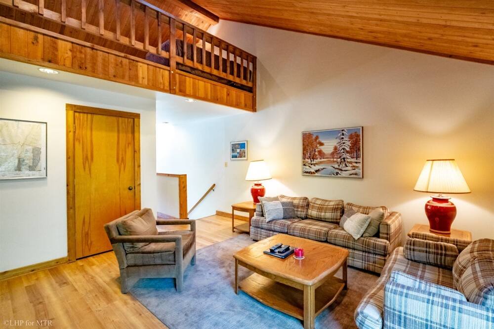 Photo of Livingroom in Timberline