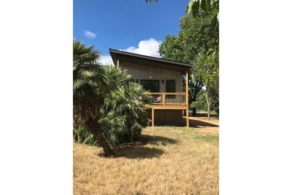 Photo of Outdoor in Cottonwood Shores