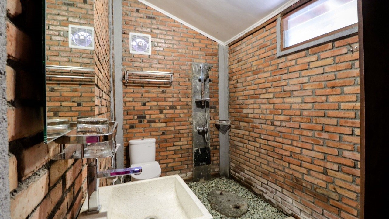 Photo of Bathroom in Banjarasri