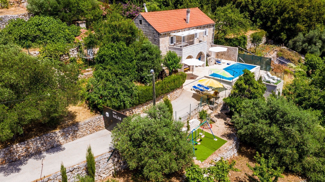 Photo of Bedroom in urinici