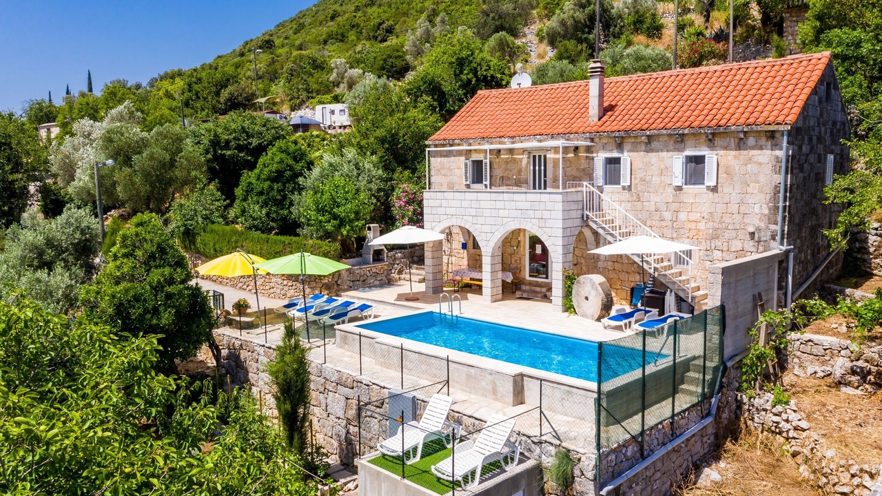 Photo of Bedroom in urinici