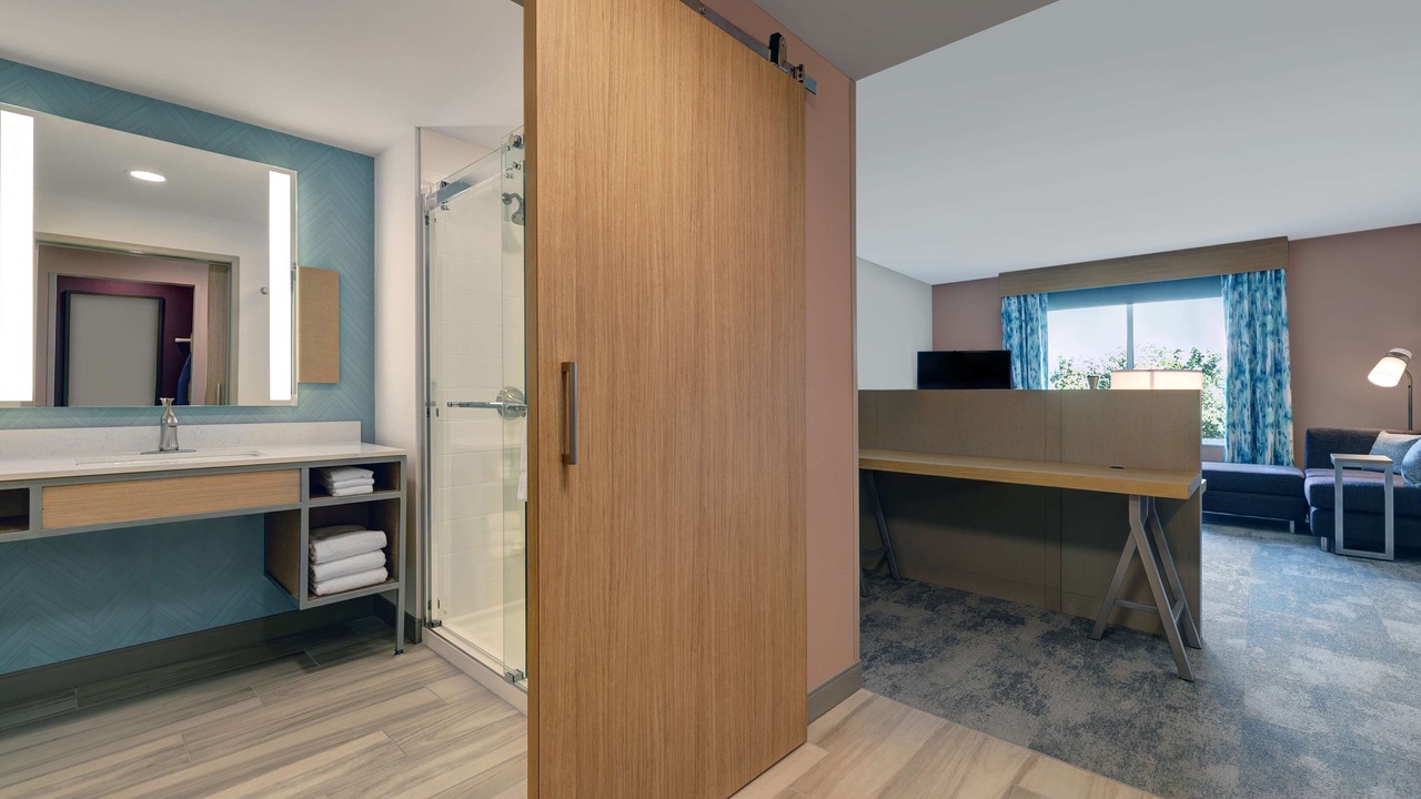 Photo of Bedroom in Lakeview
