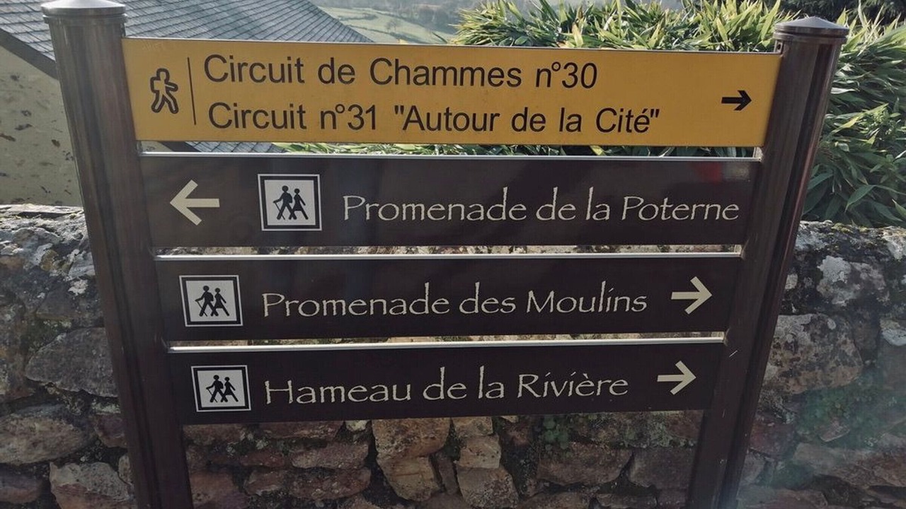 Photo of Outdoor in Sainte-Suzanne-and-Chammes