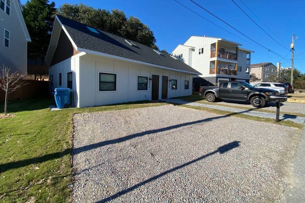Photo of Outdoor in Chic's Beach
