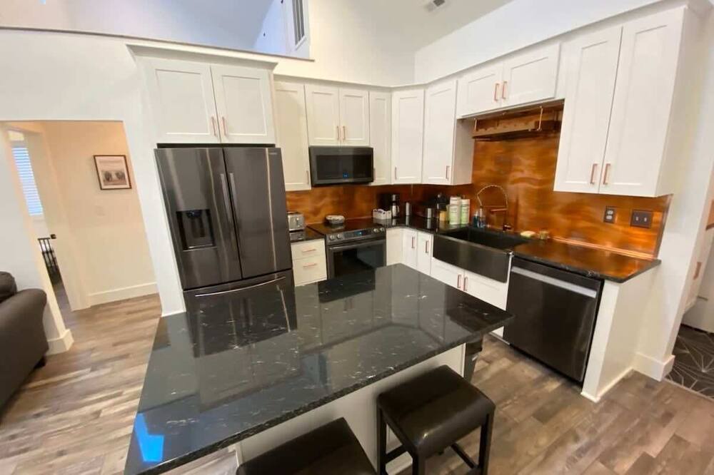 Photo of Kitchen in Chic's Beach