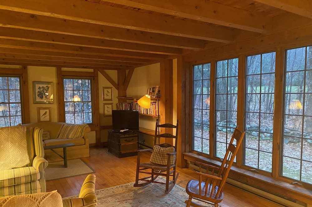 Photo of Livingroom in Stephentown