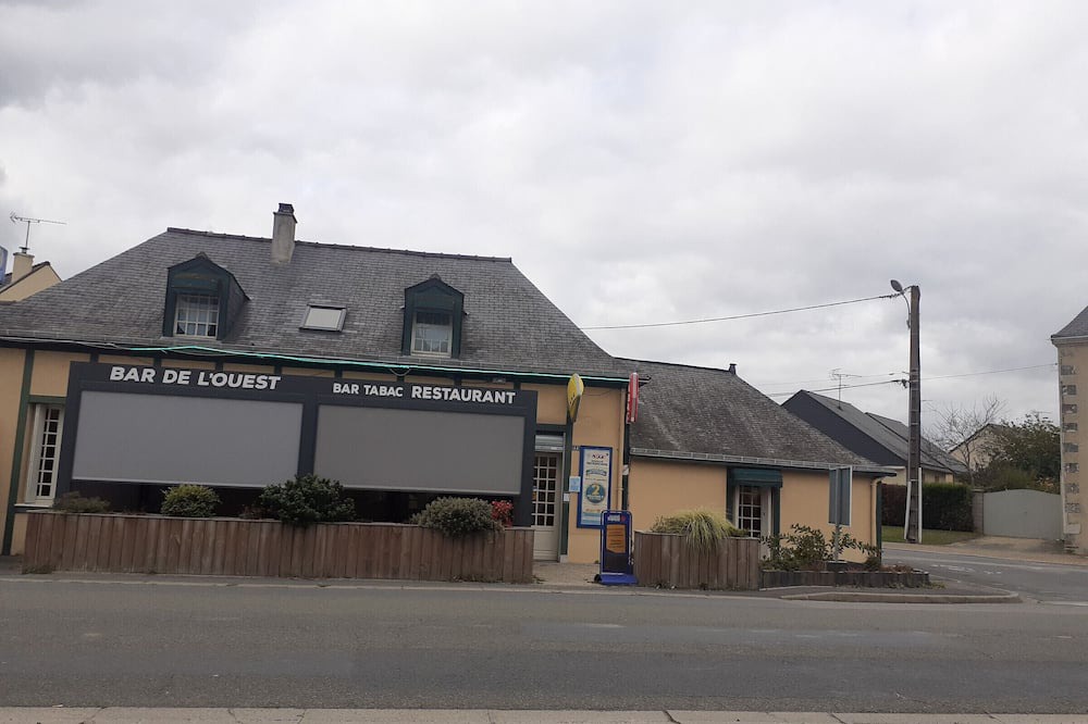 Photo of Outdoor in Craon