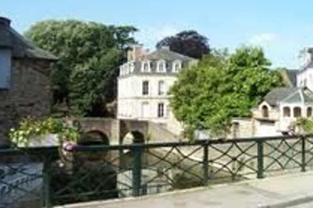 Photo of Outdoor in Craon