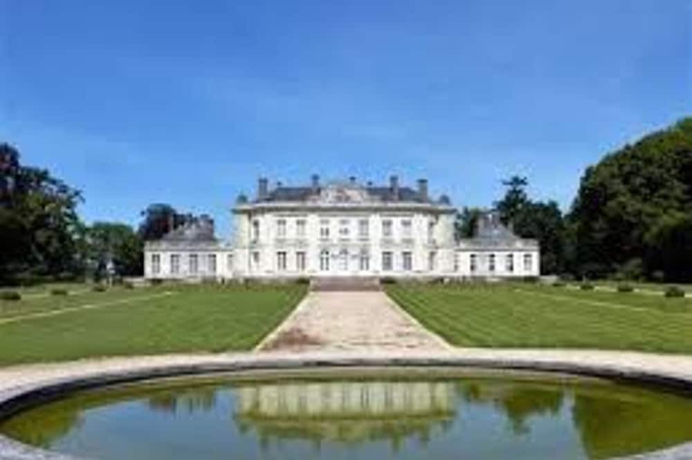 Photo of Outdoor in Craon