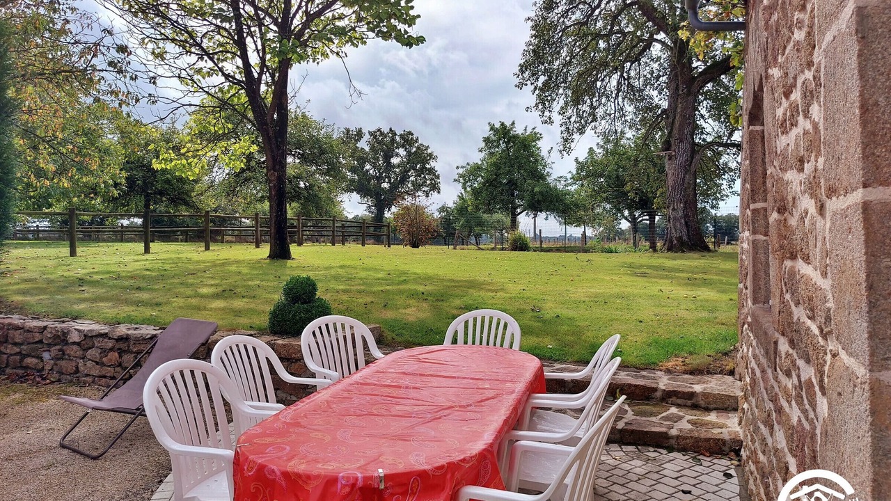 Photo of Outdoor in Saint-Mars-sur-Colmont