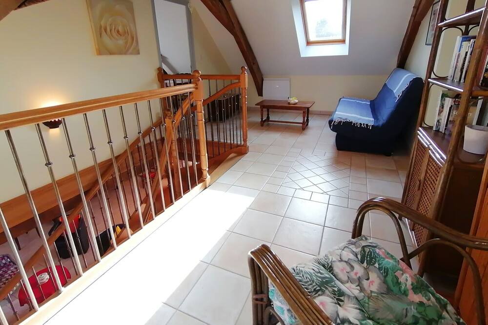 Photo of Livingroom in Marigne-Peuton