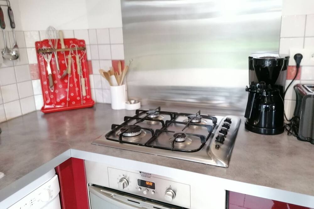 Photo of Kitchen in Marigne-Peuton