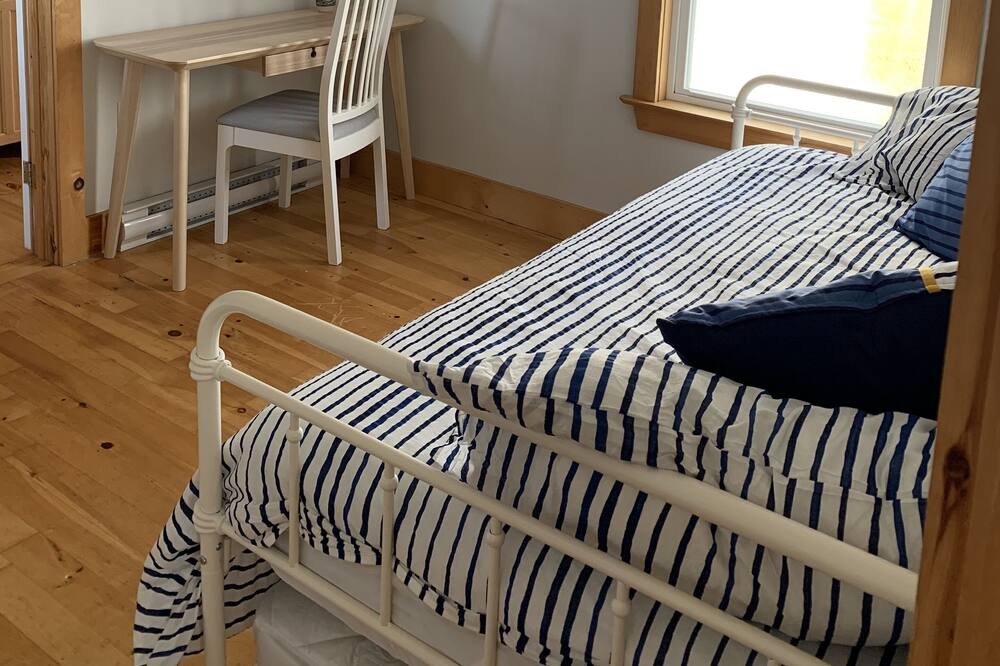Photo of Bedroom in Queens County
