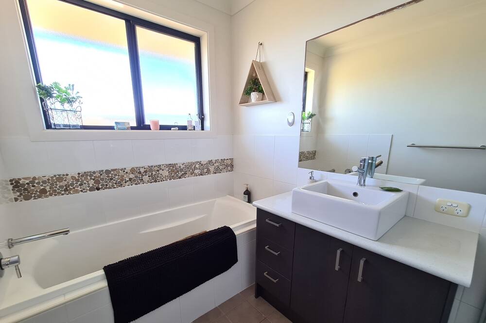 Photo of Bathroom in Corindi Beach