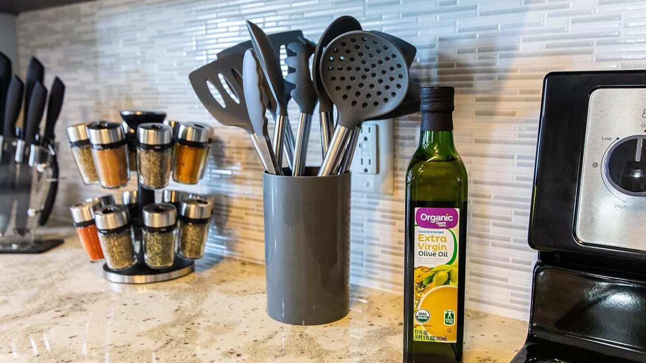 Photo of Kitchen in Knox - Henderson