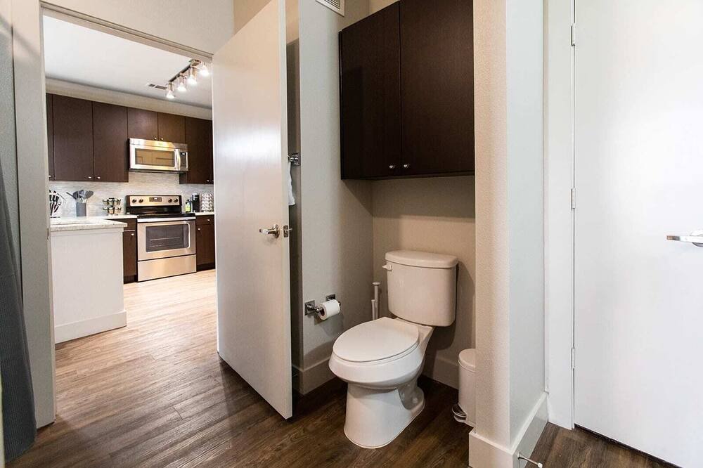 Photo of Bathroom in Knox - Henderson