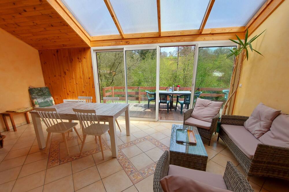 Photo of Patio Balcony in Montigne-le-Brillant