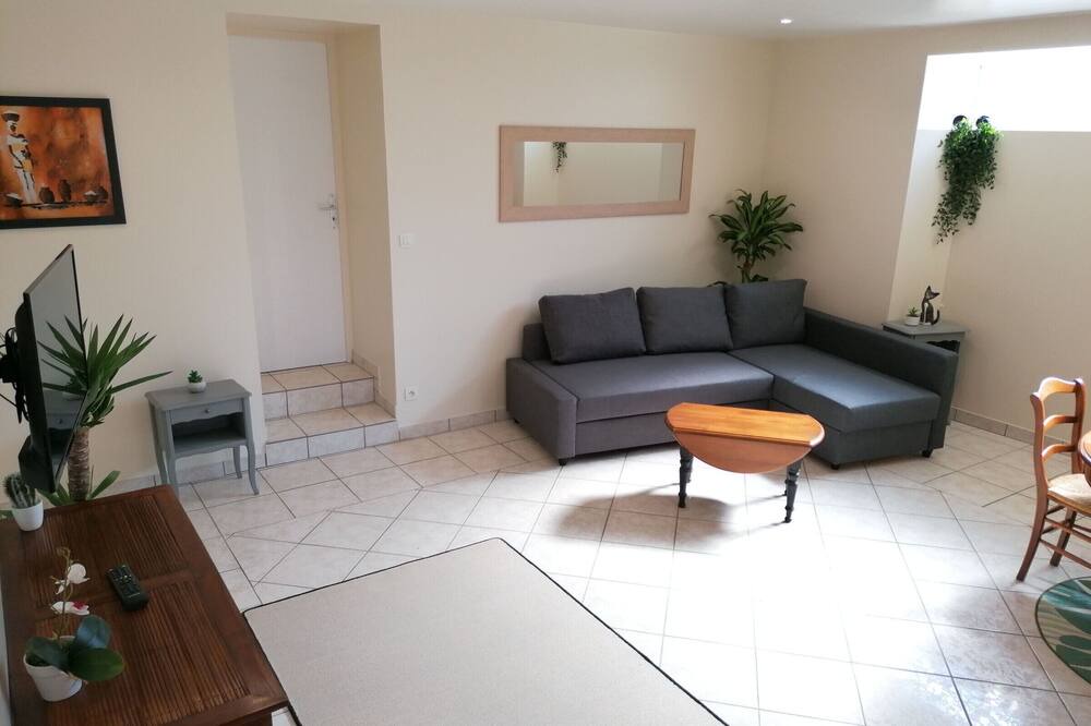 Photo of Livingroom in Cosse-le-Vivien