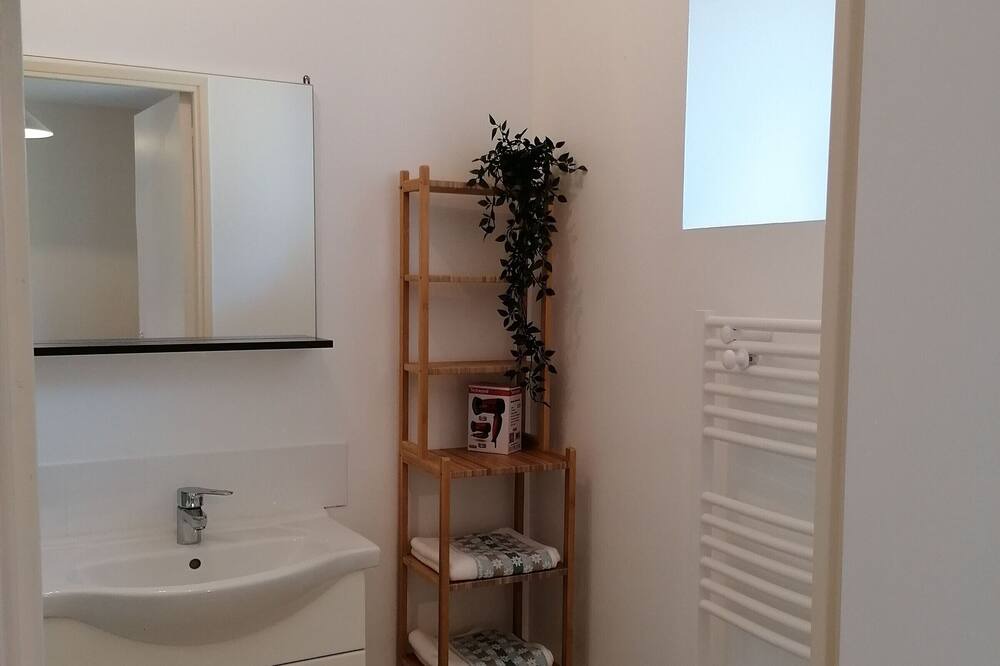 Photo of Bathroom in Cosse-le-Vivien