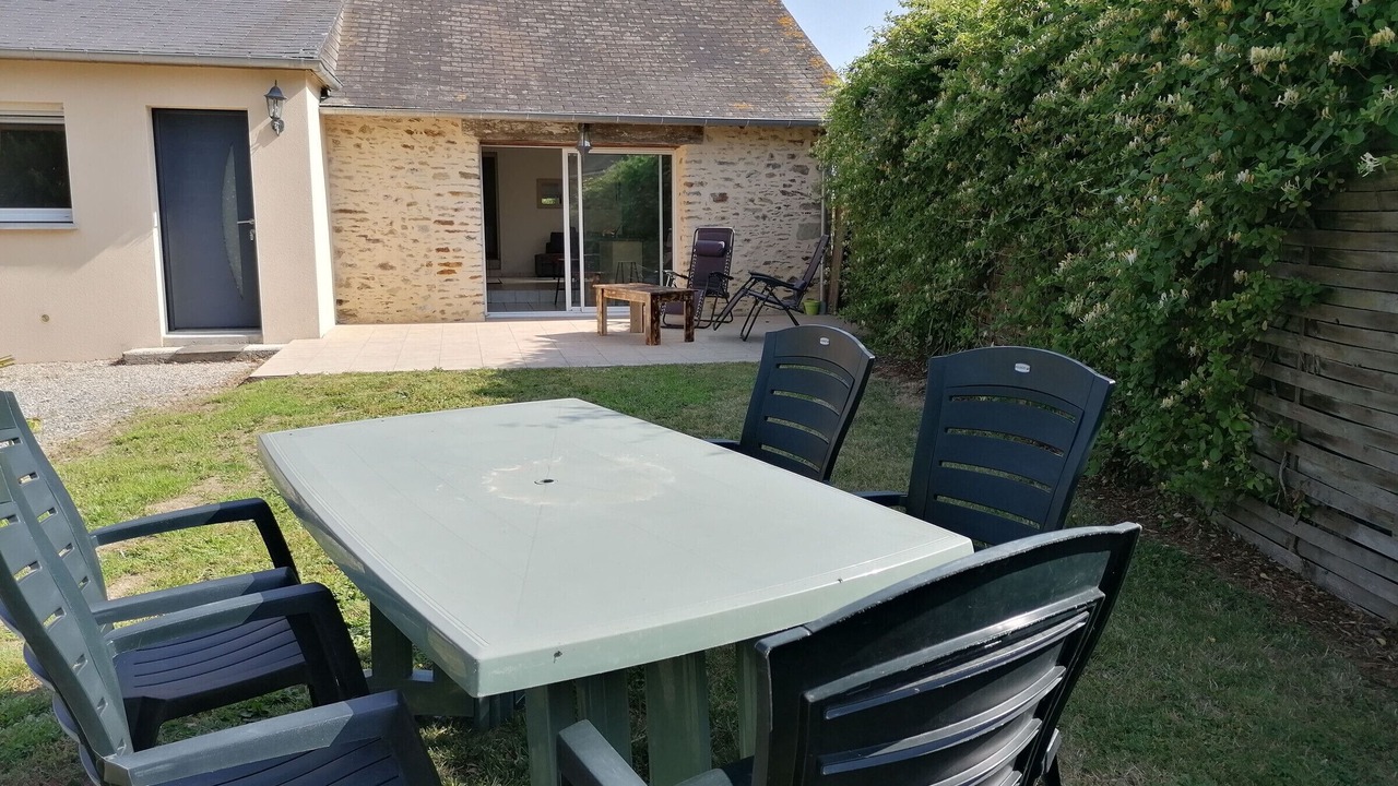 Photo of Outdoor in Cosse-le-Vivien