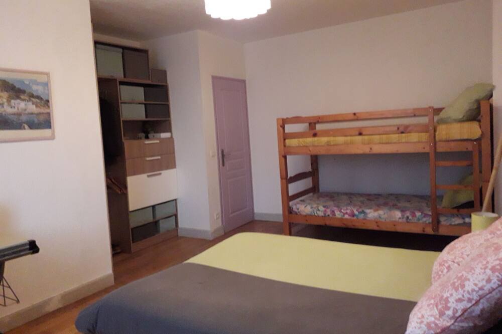 Photo of Bedroom in Maransin