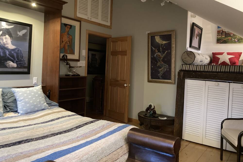 Photo of Bedroom in Magog