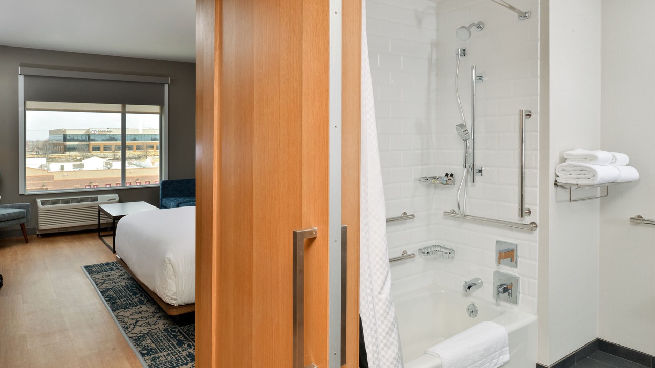 Photo of Bedroom in Olathe