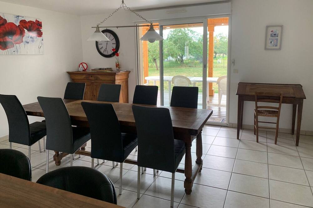 Photo of Kitchen in Auxy