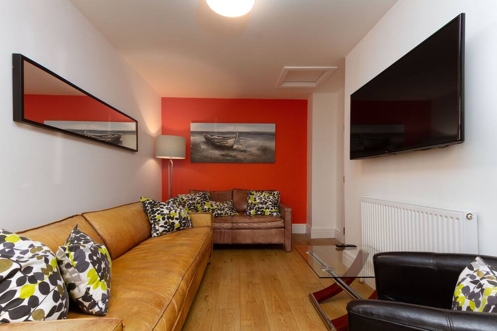 Photo of Others in North Shore