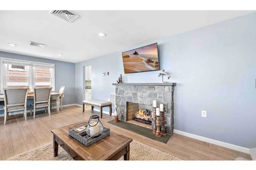 Photo of Livingroom in North Beach Haven