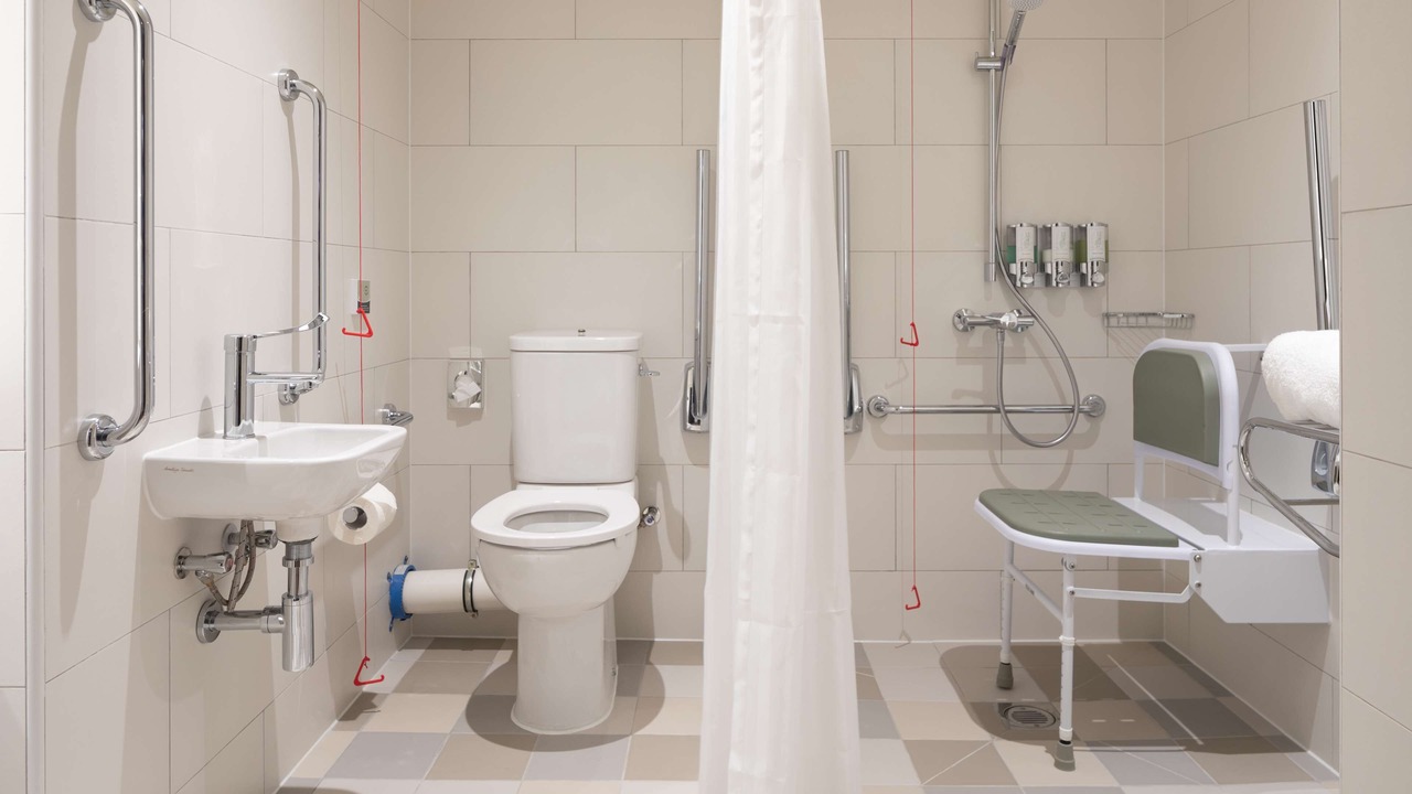 Photo of Bathroom in Ashford