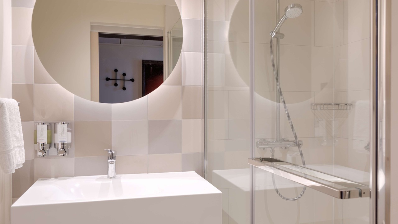 Photo of Bathroom in Ashford