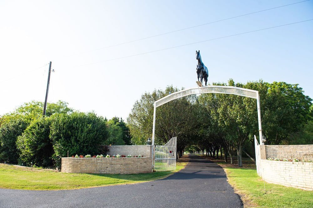 Photo of Outdoor in Cross Roads