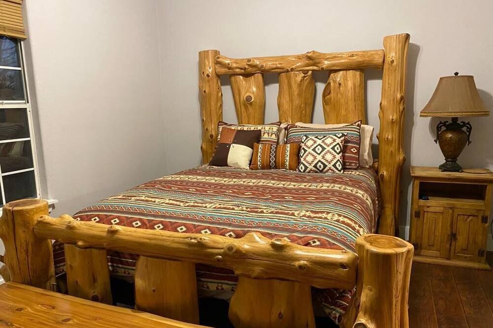 Photo of Bedroom in Cross Roads