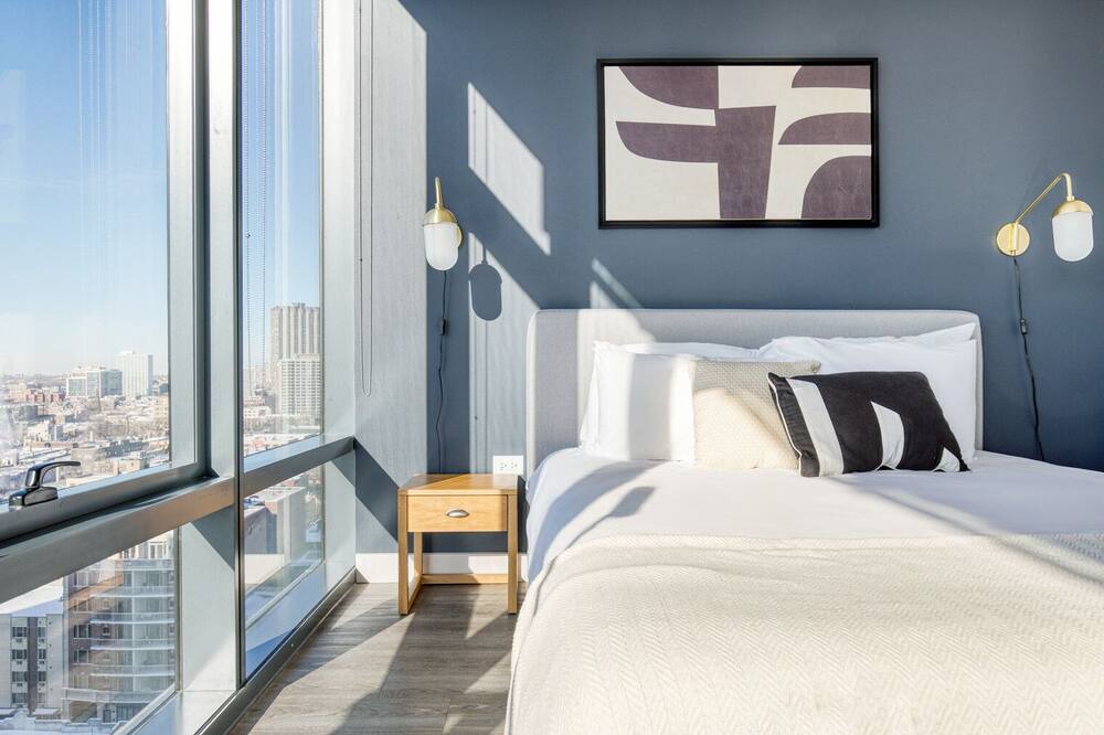 Photo of Bedroom in Lake View East