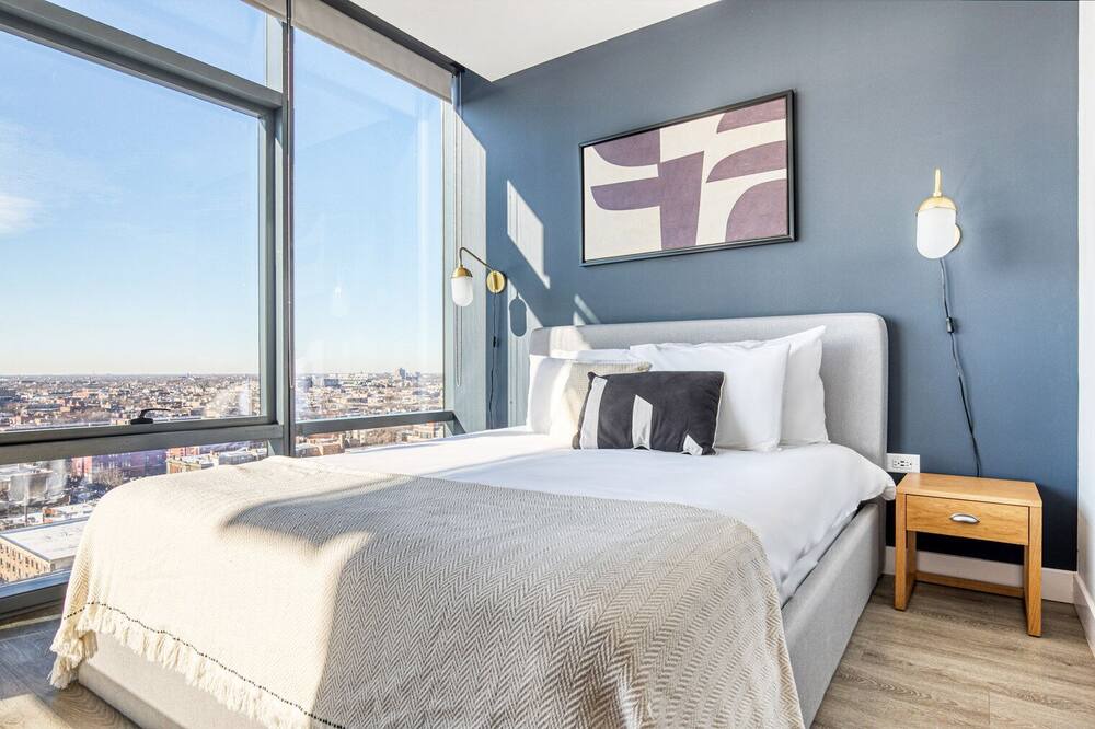 Photo of Bedroom in Lake View East