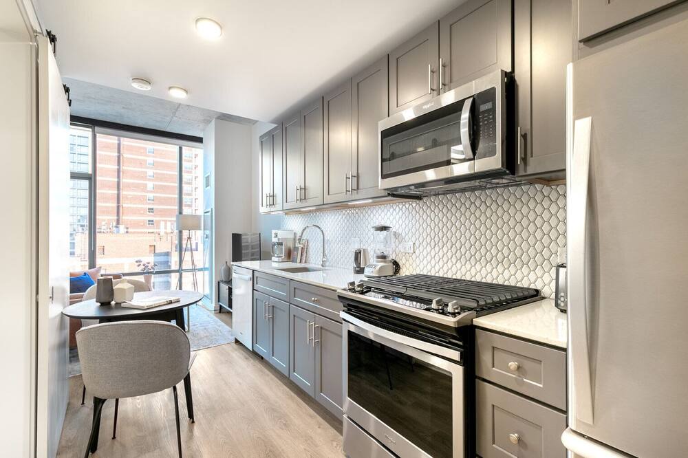 Photo of Kitchen in Lake View East
