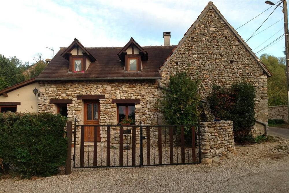 Photo of Outdoor in Saint-Etienne-sous-Bailleul