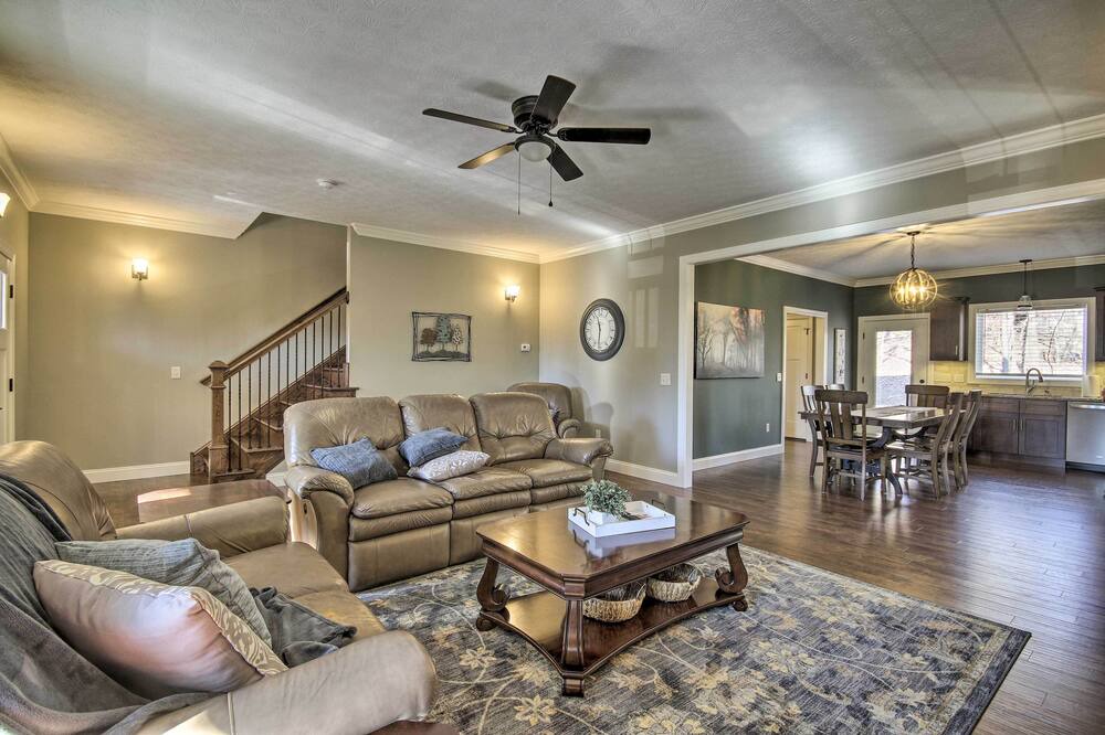Photo of Bedroom in Massanutten