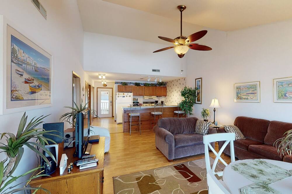 Photo of Livingroom in Osage Beach