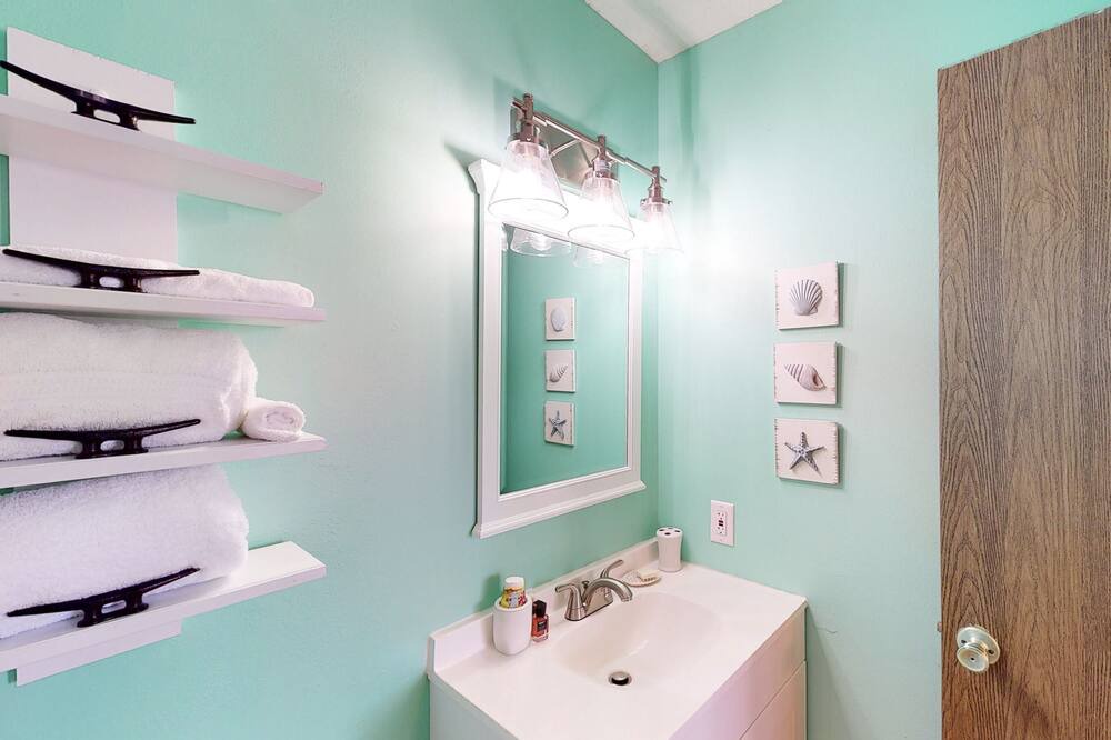 Photo of Bathroom in Osage Beach