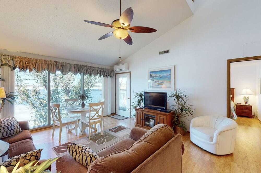 Photo of Livingroom in Osage Beach