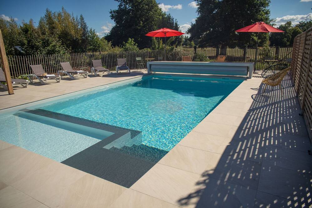 Photo of Outdoor in Change