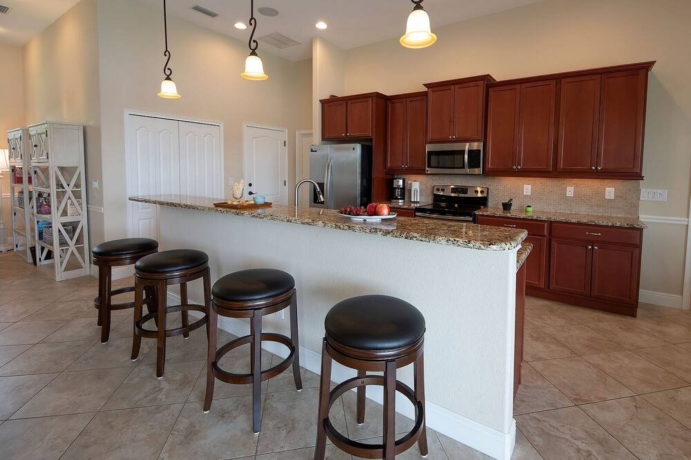 Photo of Kitchen in Rotonda Sands