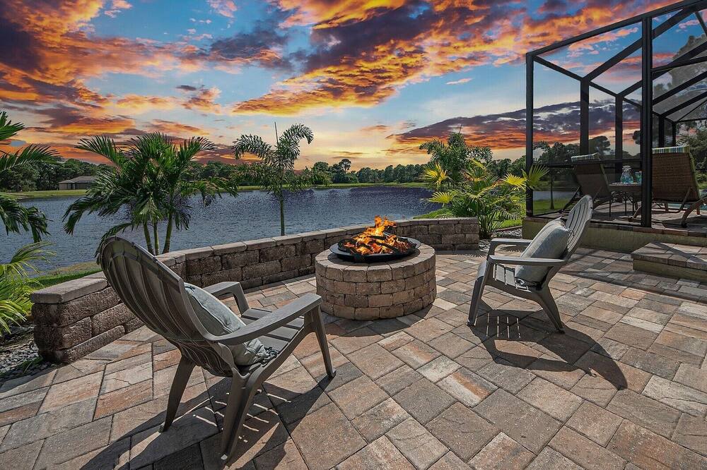 Photo of Patio Balcony in Rotonda Sands