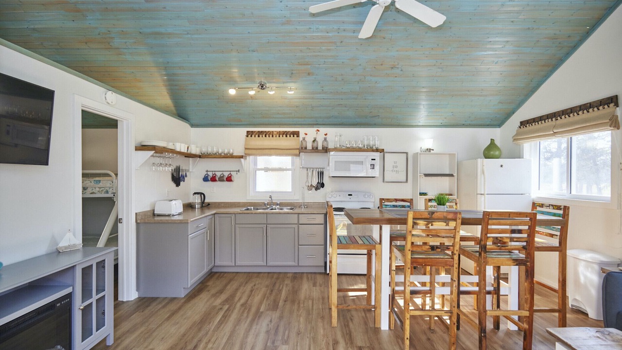 Photo of Kitchen in Point Abino
