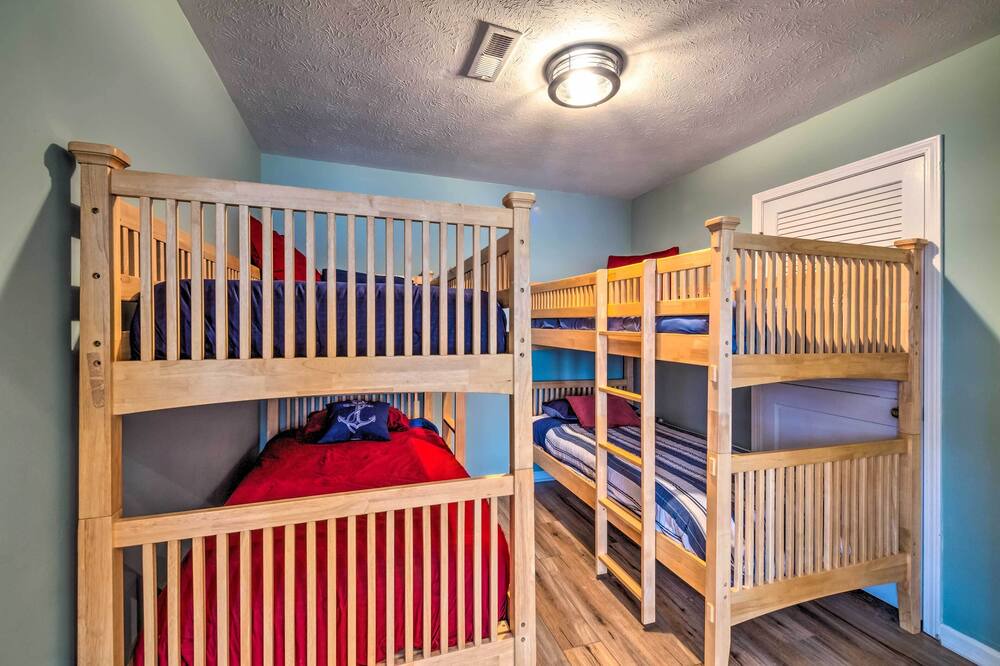 Photo of Bedroom in Gilbertsville